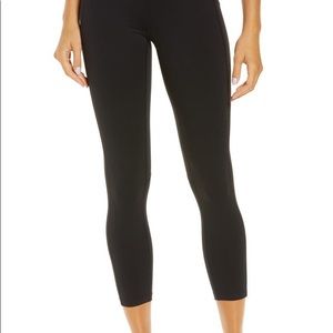 Zella Live In 7/8 High Rise Leggings w/ Pockets